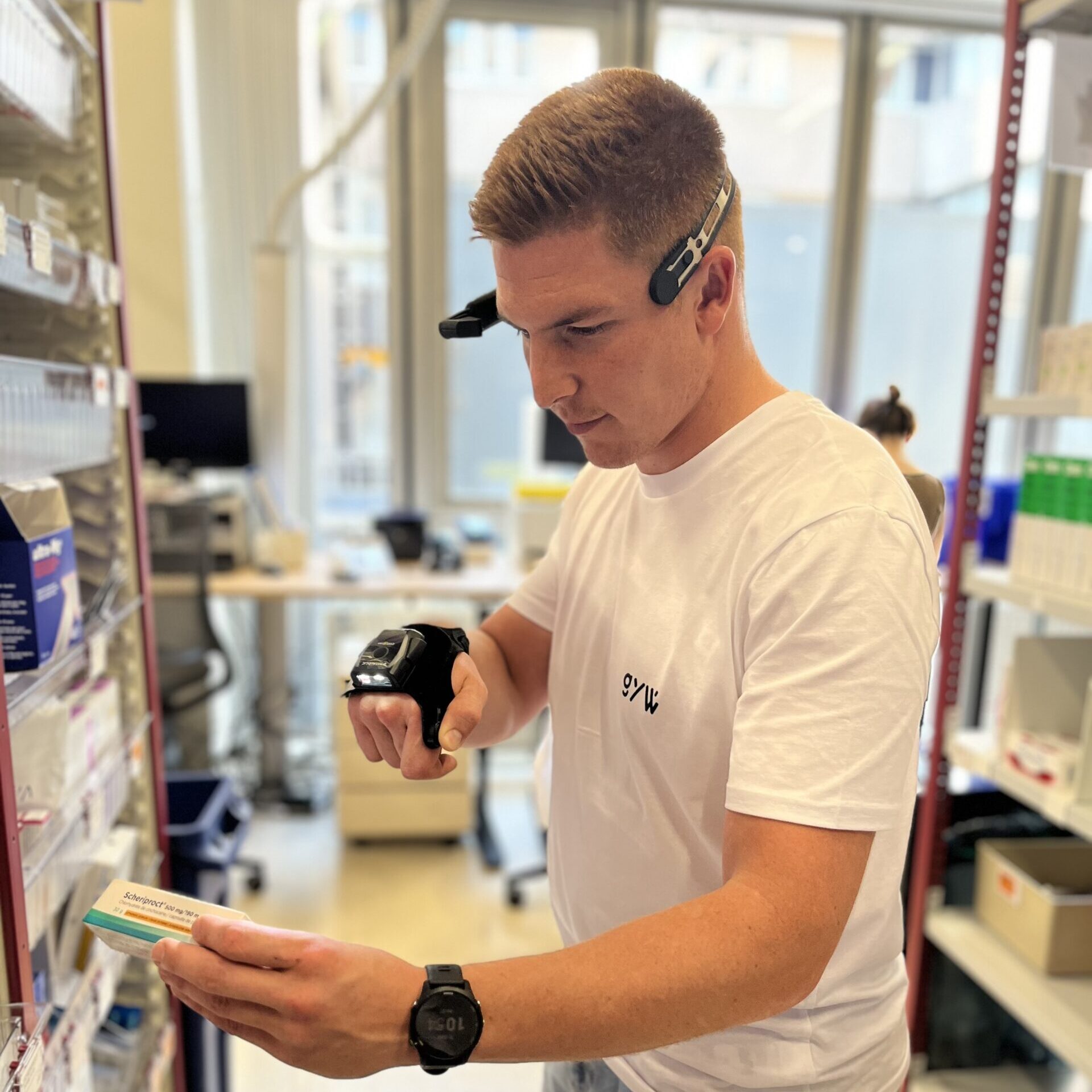 An operator using aRdent in hospital pharmacy